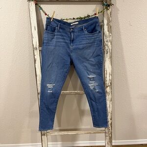 Levi’s Distressed Skinny Jeans for Women
